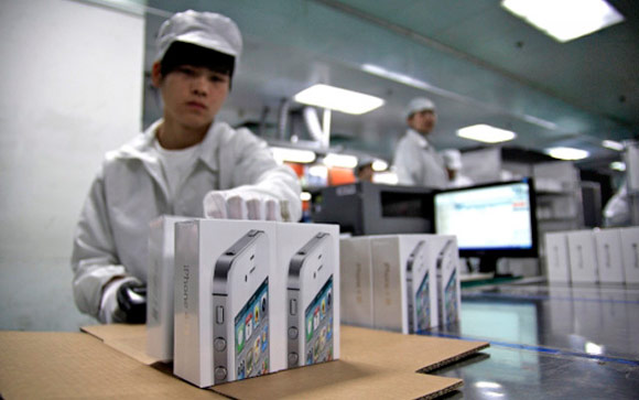 foxconn-White-Iphones-1